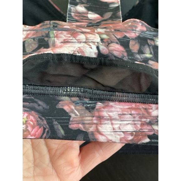 Lululemon Break Free Bra Peony Multi - Picture 6 of 8
